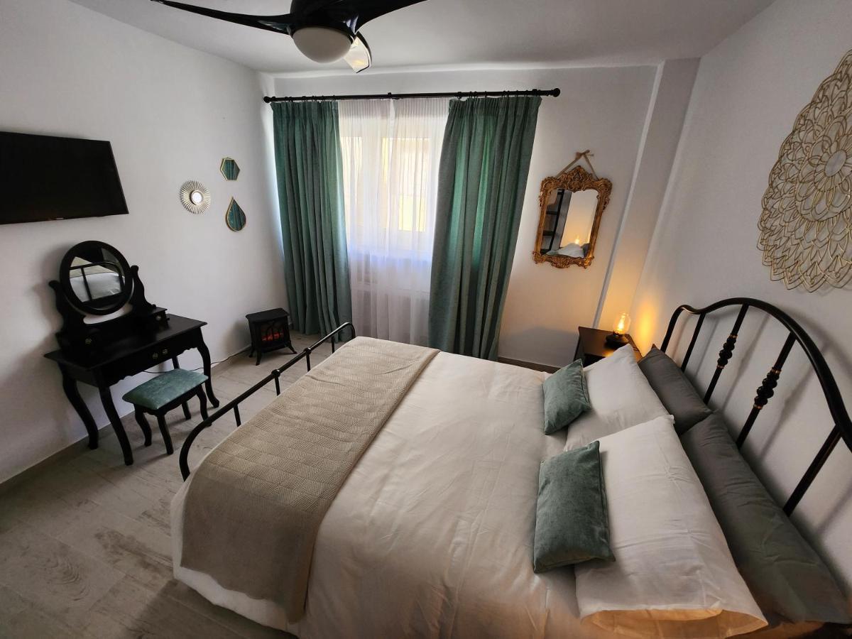 Fabulosa Casa En El Corazon De San Sebastian Almunecar Apartment Bagian luar foto
